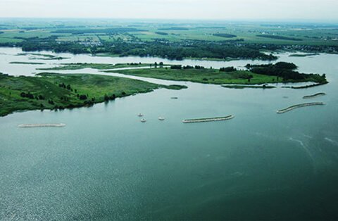 Construction de digue pour protéger l'environnement de la réserve faunique des Îles-de-la-Paix dans le Lac Saint-Louis